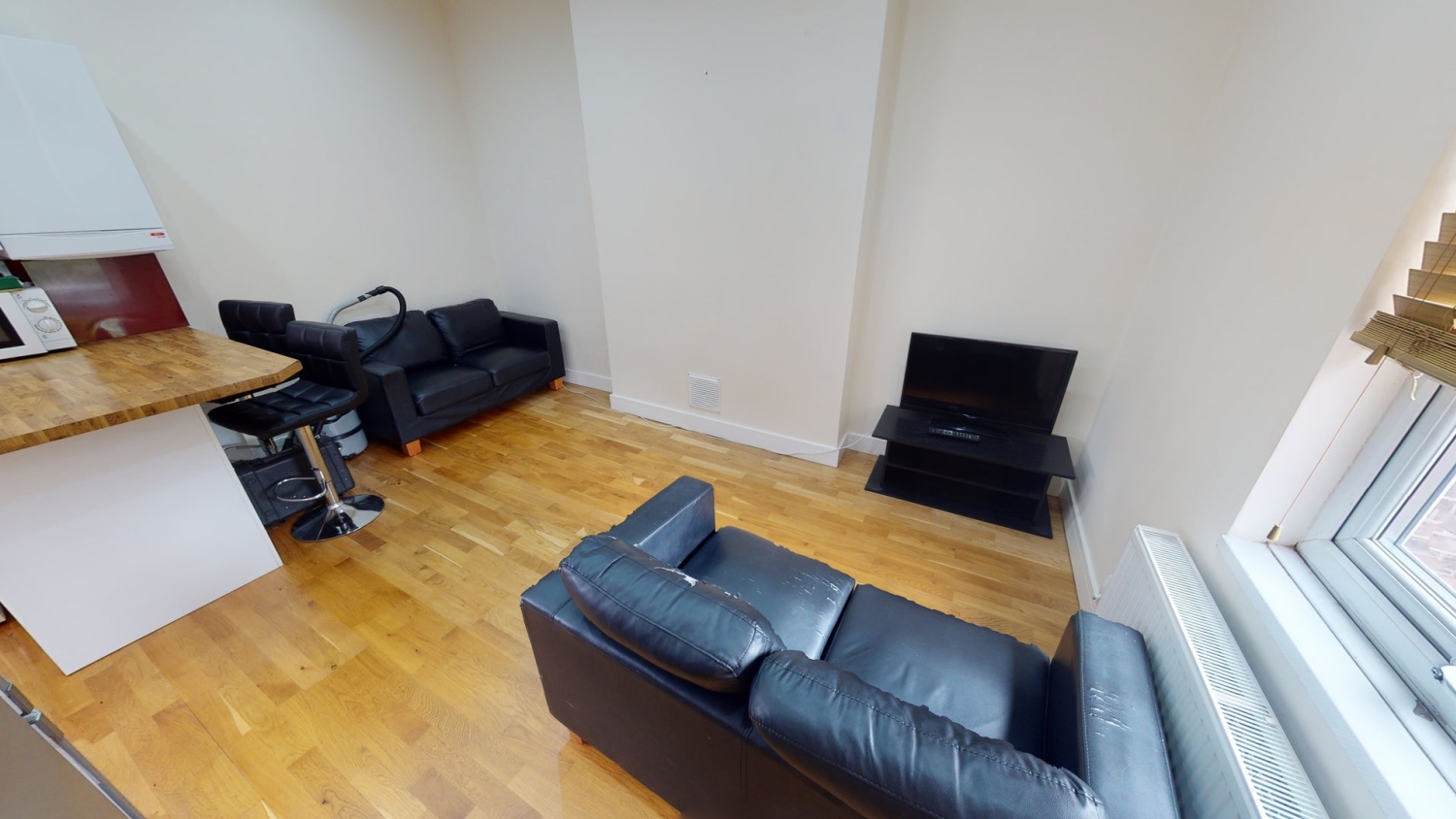 Flat 3, 24 Burns Street, Nottingham, NG7 4DT